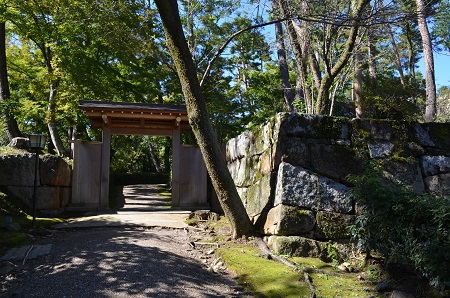 亀山城９・二つ目の門、本丸入口.jpg