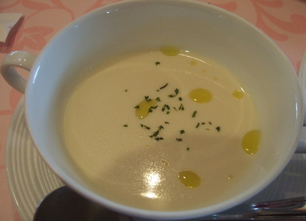 岸和田５・野菜のクリームスープ.jpg